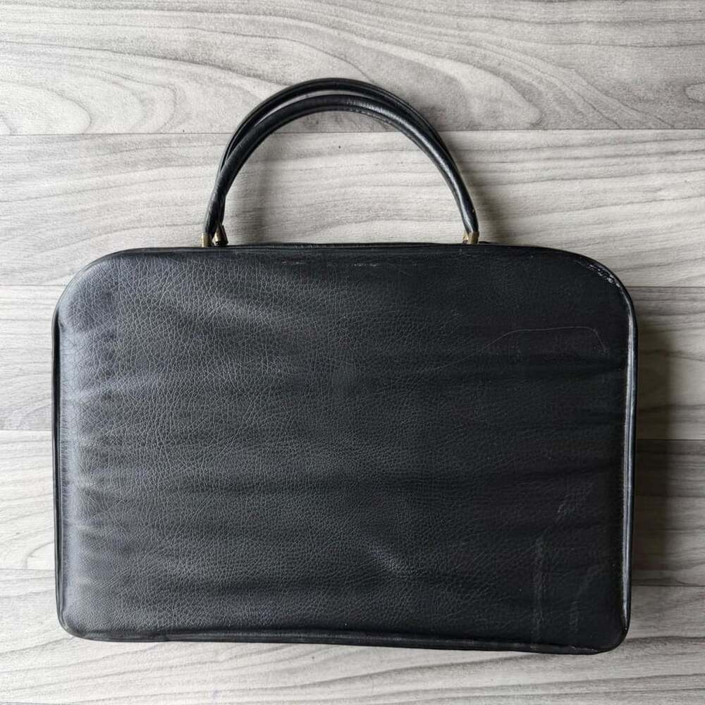 Y2K Black Leather Cute Hand Bag